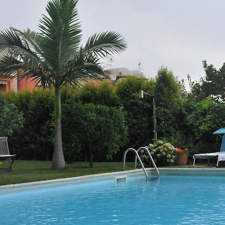 Villa Tranquilla Riposto Bagian luar foto
