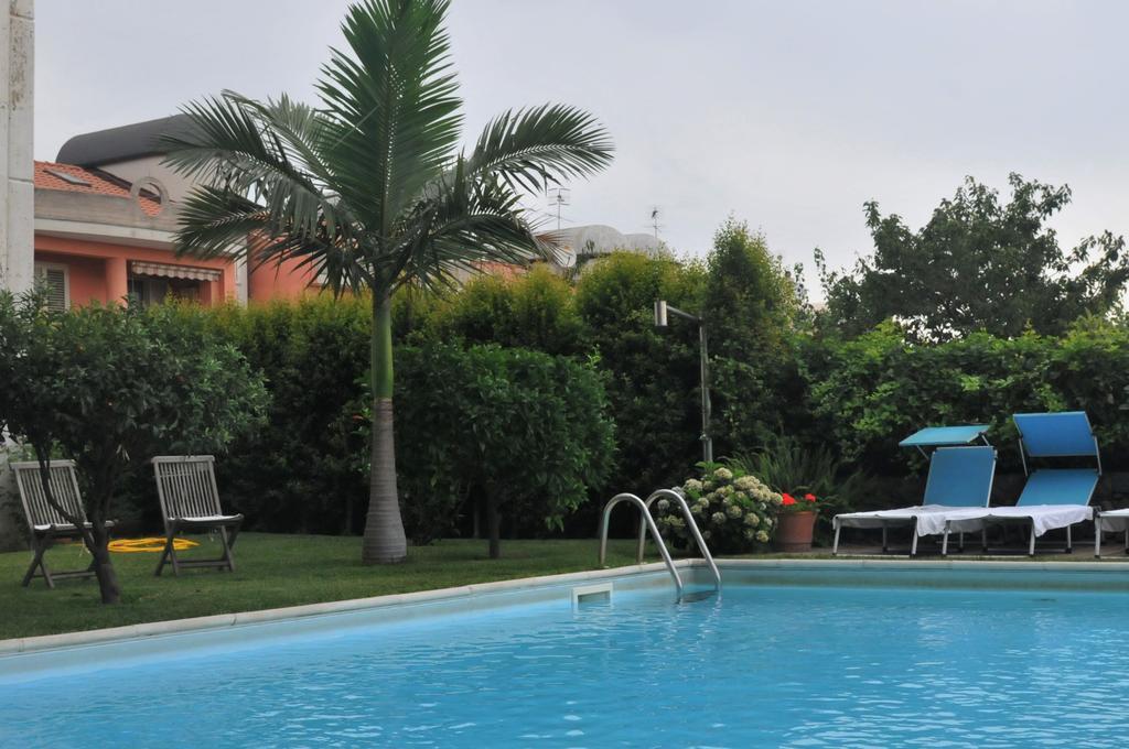 Villa Tranquilla Riposto Bagian luar foto