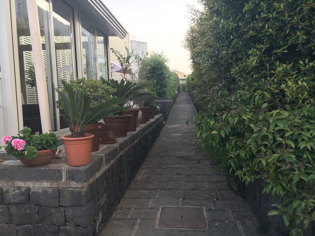 Villa Tranquilla Riposto Bagian luar foto