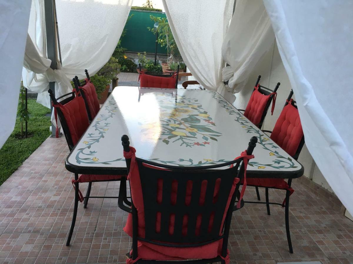 Villa Tranquilla Riposto Bagian luar foto
