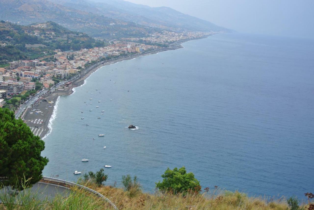 Villa Tranquilla Riposto Bagian luar foto